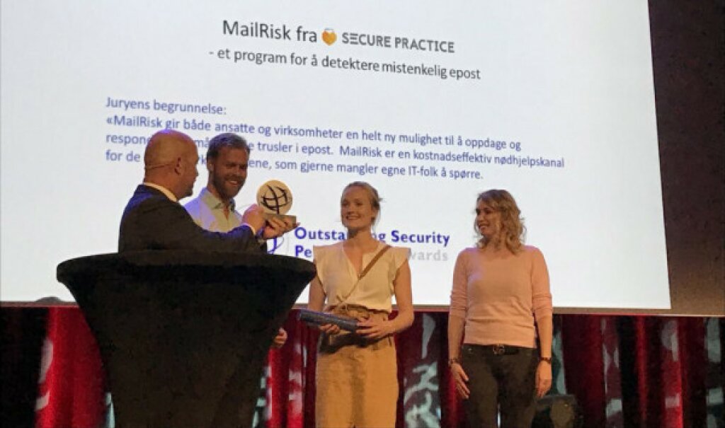 Secure Practice receiving the award for the best new security product of 2018.